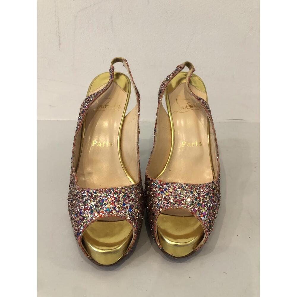 Stylish Sparkling Slingback Louboutin Heels